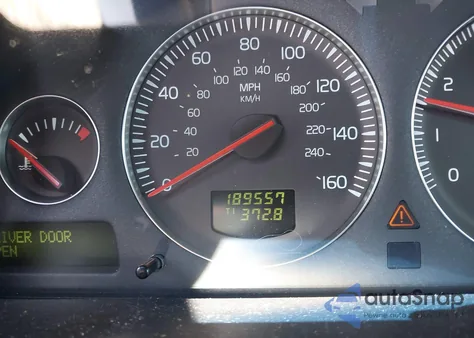 2005 Volvo Xc90 2.5T Awd из США, поврежденный, VIN YV1CZ592651188152